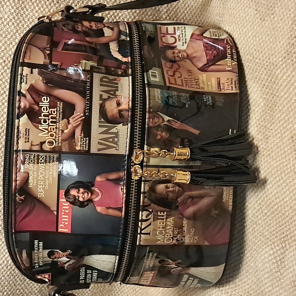 Michele Obama Magazine Print Crossbody Bag. EUC